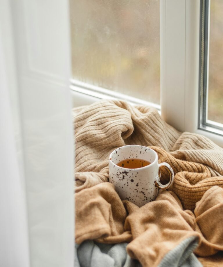 Glow Mornings: Beauty & Self-Care Tips